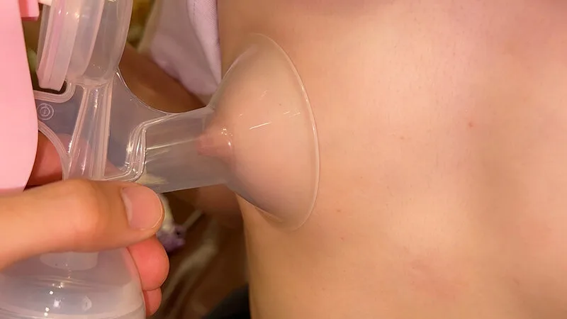 rurb00014 初めての搾乳体験。制服少女が搾乳器を使っておっぱい育乳SEX 貧乳 サンプル8